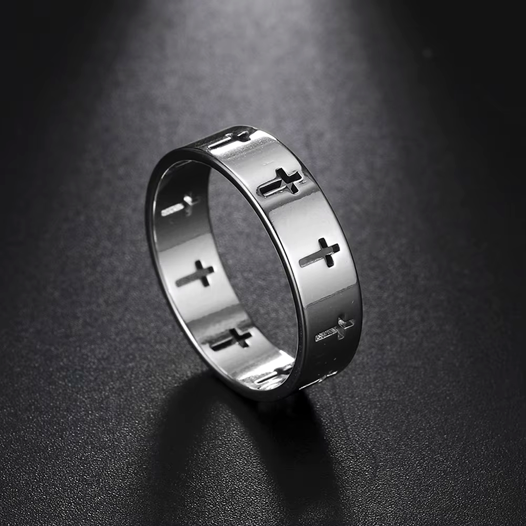 Gothic Kreuz Ring aus Edelstahl